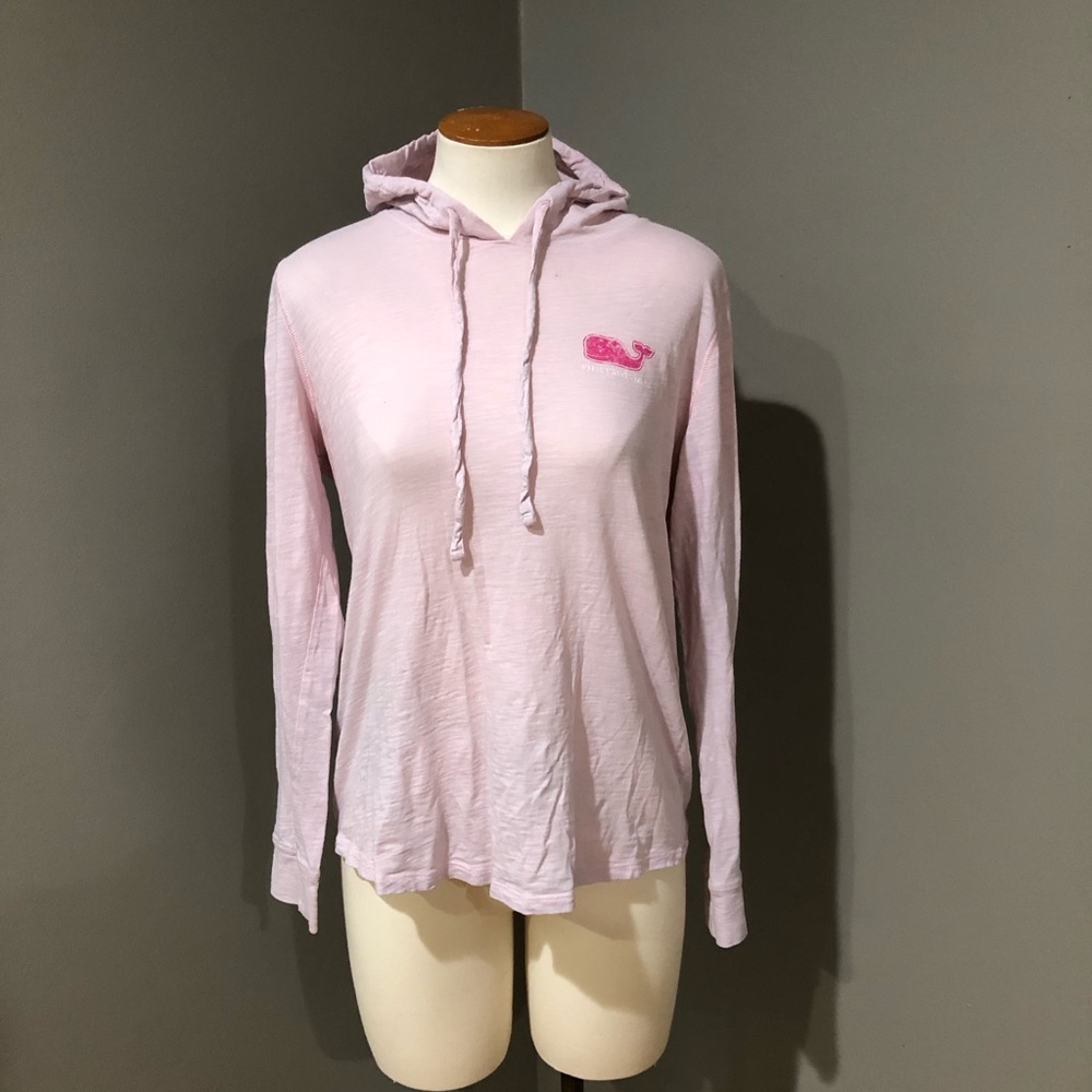 Vineyard vines long sleeve T-shirt. Size small